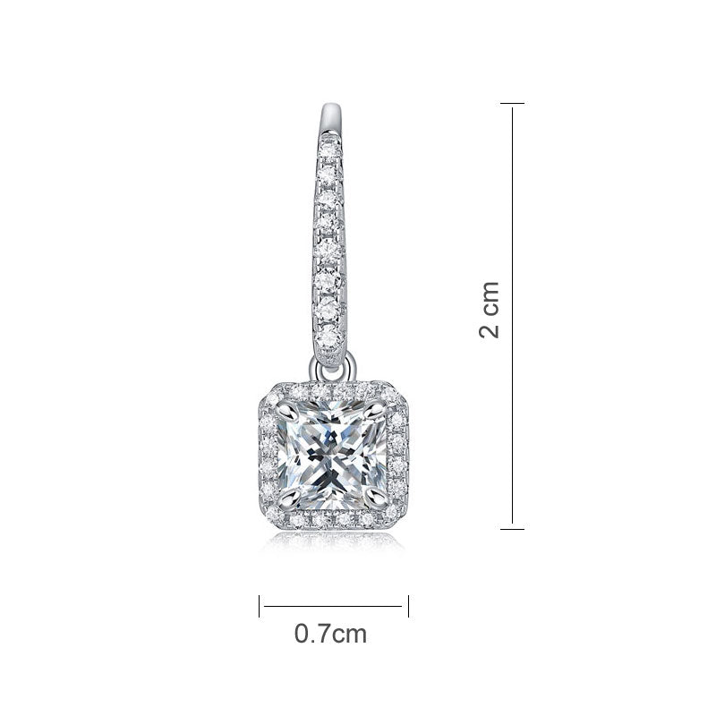 0.8ct Princess Cut Moissanite Dangle Earrings - Detail View | SelinJewels