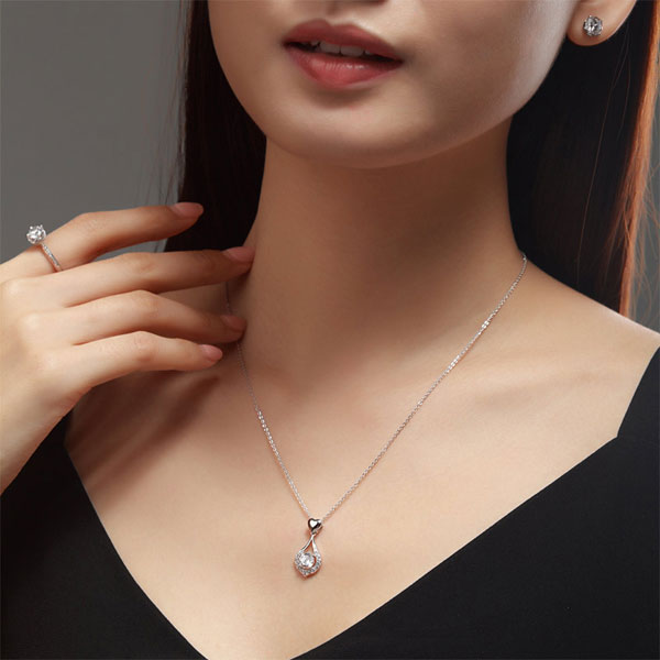 Heart Tear Drop Pendant Necklace - View 2 | SelinJewels
