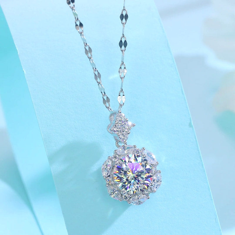 2 Carats Moissanite Diamond Flower Pendant Necklace - View 3 | SelinJewels