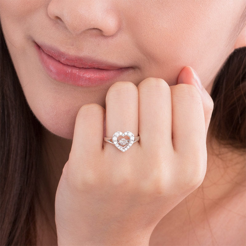 The Amora Set - heart ring alternate view