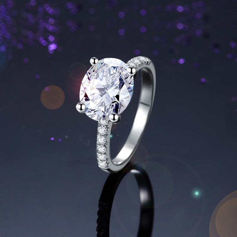 The Elodie Set - oval ring side view