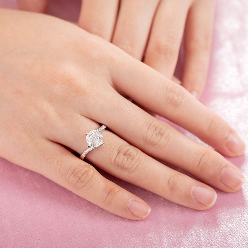 1.5 Carat Moissanite Diamond Heart Shape Ring - View 2 | SelinJewels