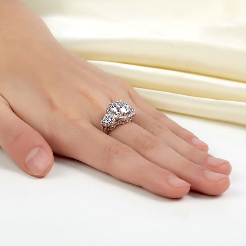Three-Stone Promise Ring Vintage Art Deco - View 6 | SelinJewels