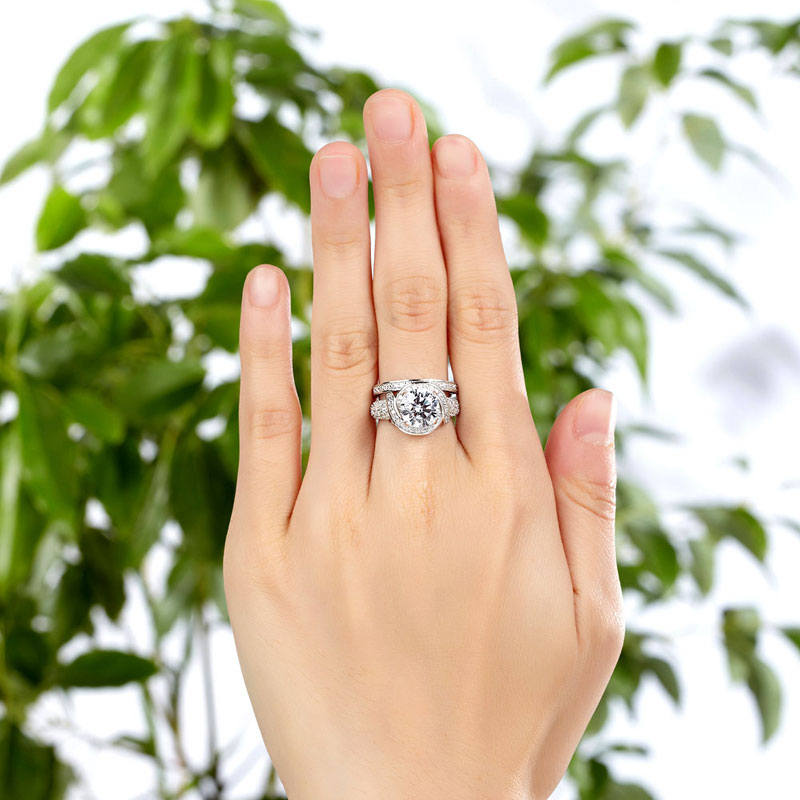 Luxury Vintage Wedding Anniversary Ring Set - View 2 | SelinJewels