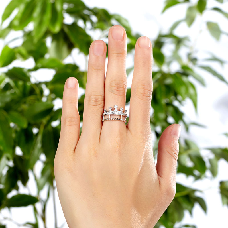 Solid 925 Sterling Silver Crown Shape Ring - View 2 | SelinJewels