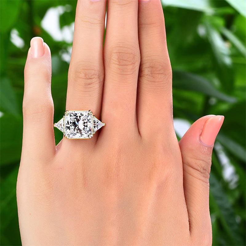 Three-Stone Luxury Ring Yellow Gold Plated - View 2 | SelinJewels