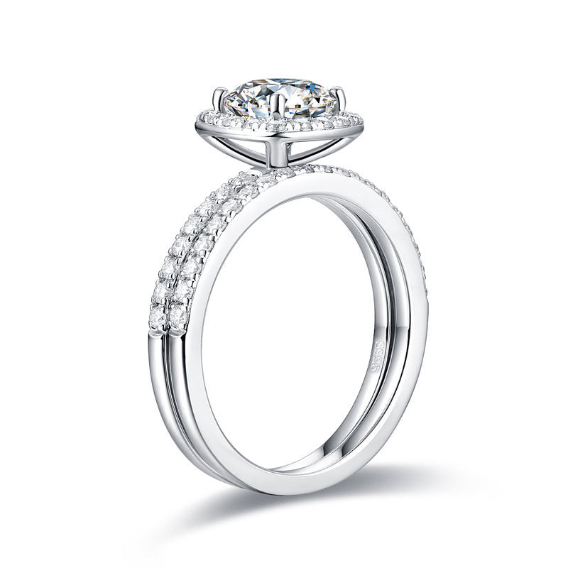 The Astoria Set - cushion moissanite ring side view