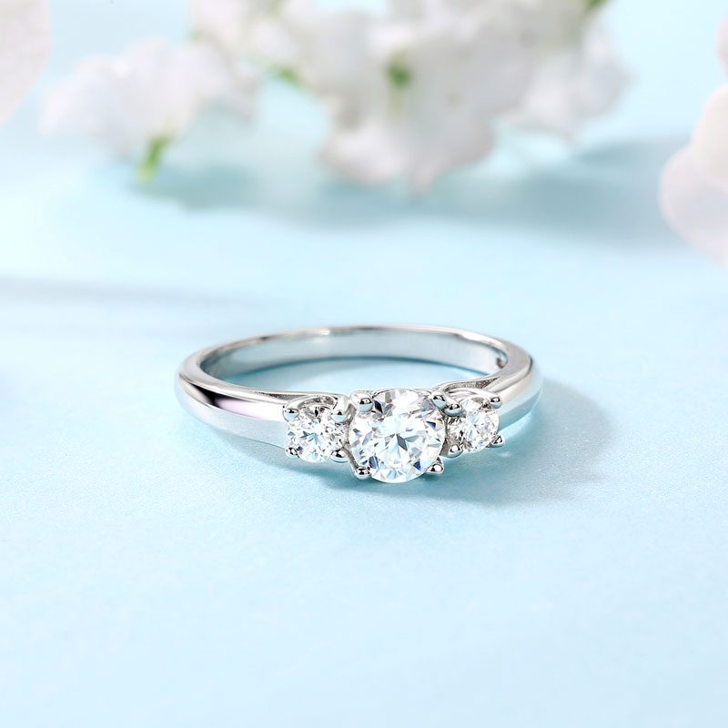 Three Stone Moissanite Diamond Wedding Band Ring - View 7 | SelinJewels