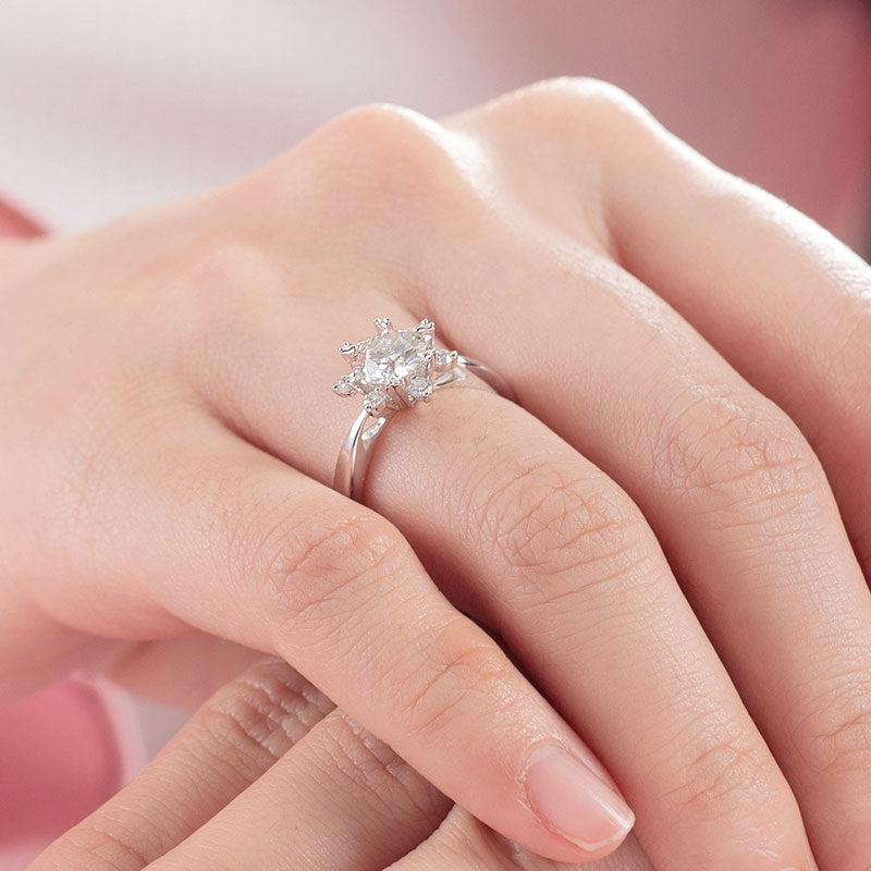 The Fleur Set - flower moissanite ring alternate angle