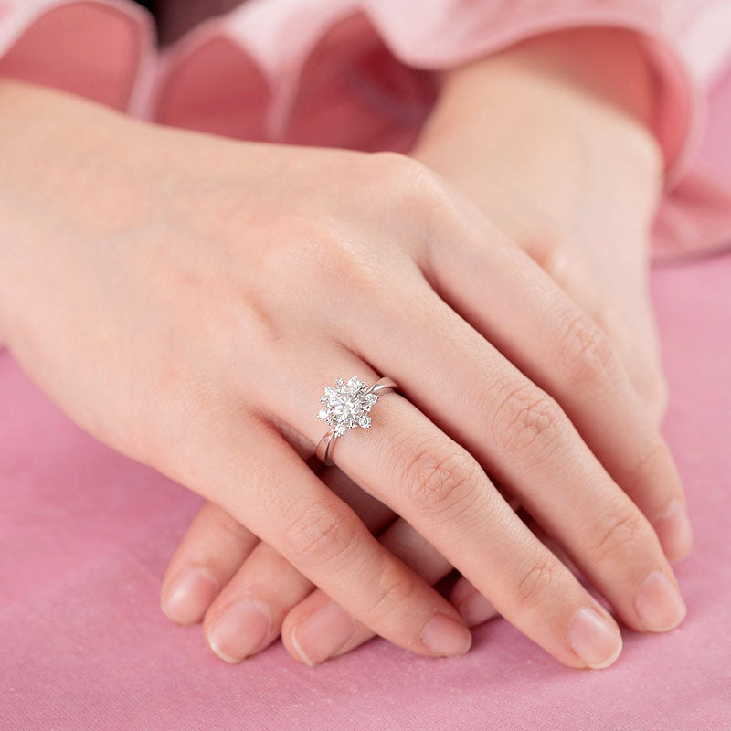 The Fleur Set - flower moissanite ring angle view