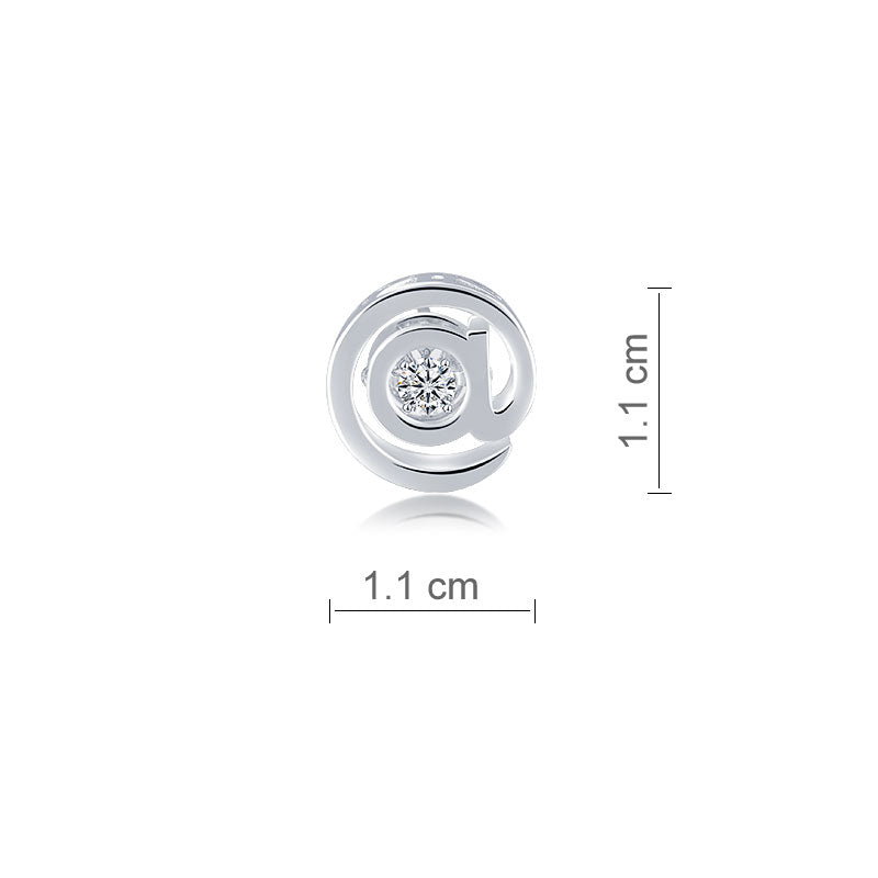 Moissanite Dancing Stone Unisex Stud Earring - Wear View | SelinJewels