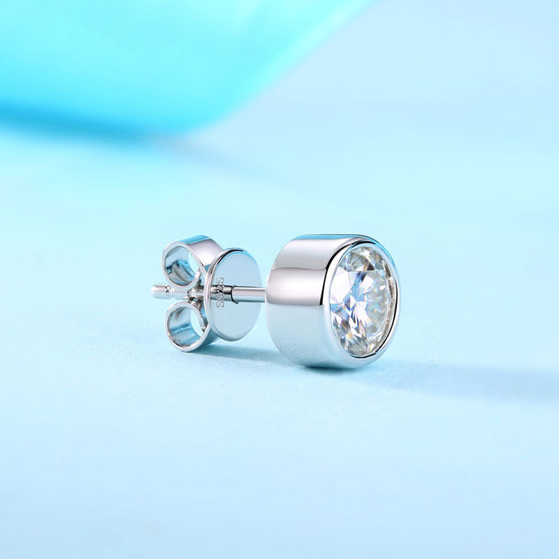 1ct Moissanite Unisex Stud Earring Silver - Side View | SelinJewels