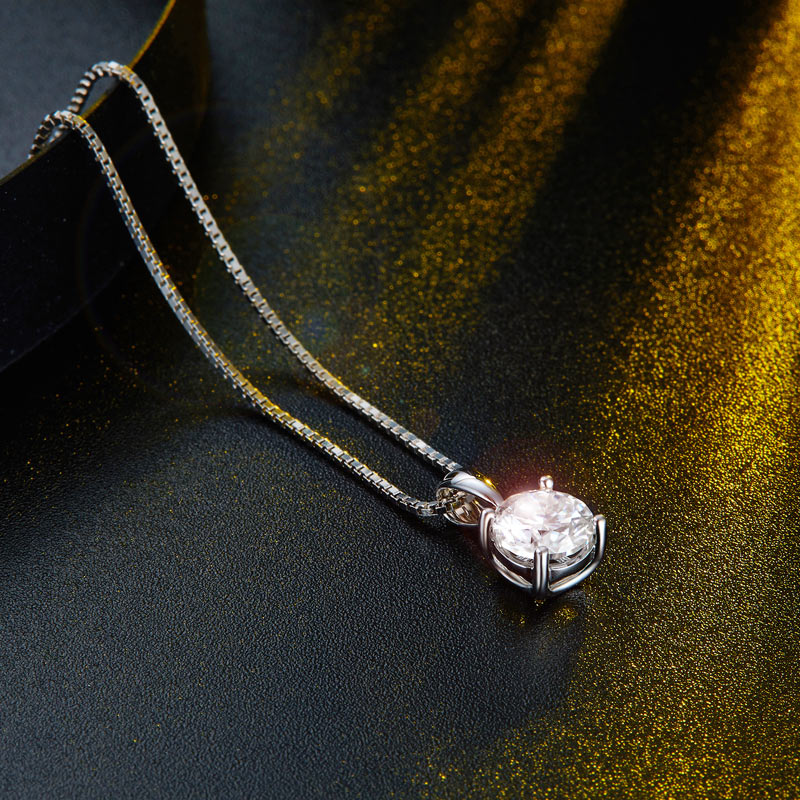 The Solenne Set - moissanite pendant necklace alternate view