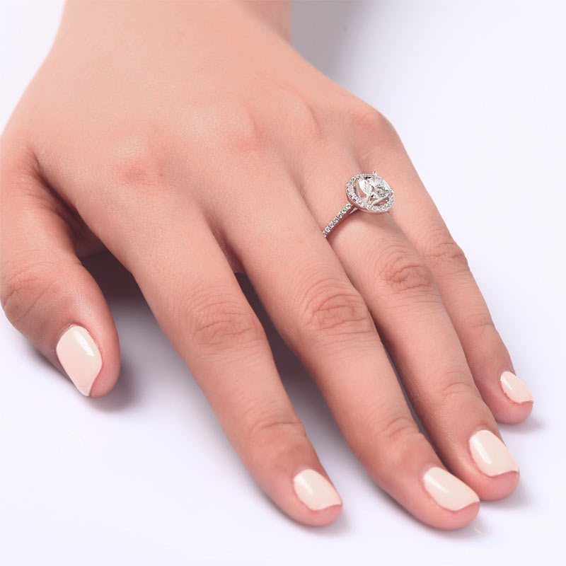 1.25 Carat Round Cut Simulated Diamond Engagement Ring - View 5 | SelinJewels