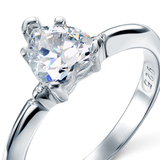 1.5 Carat Heart Cut Simulated Diamond Engagement Ring - View 4 | SelinJewels