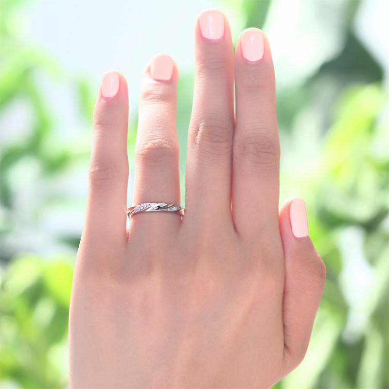 Simulated Diamond Solid Sterling 925 Silver Twist Ring