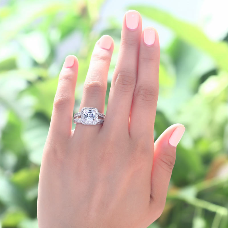 Vintage Style 1.5 Carat Simulated Diamond Bridal Ring - View 2 | SelinJewels