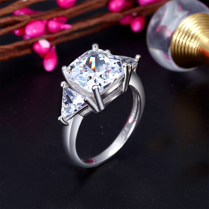 Cushion Cut 4 Carat Luxury Ring Simulated Diamond - View 2 | SelinJewels