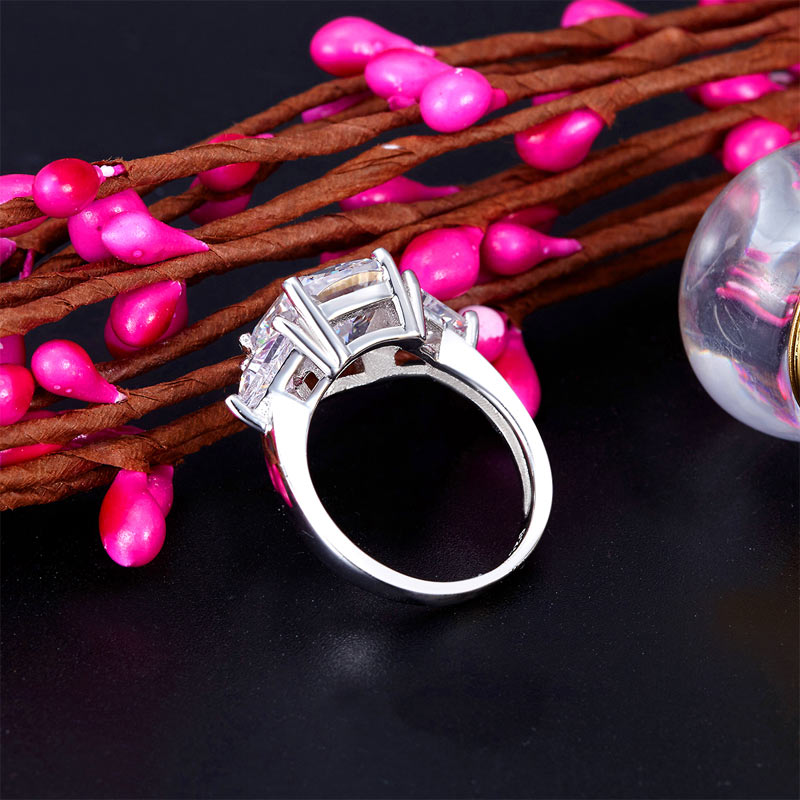 Cushion Cut 4 Carat Solid 925 Sterling Silver Ring Party Luxury Jewelry Simulated Diamante
